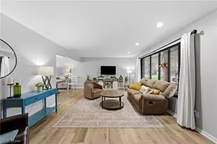 27974 Sanders Ln, North Olmsted, OH 44070 - Photo 6