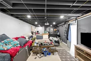 27974 Sanders Ln, North Olmsted, OH 44070 - Photo 42