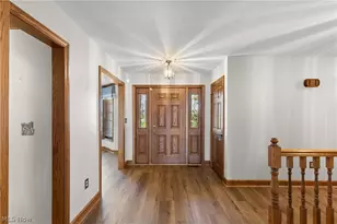 66985 Vista Dr, St Clairsville, OH 43950 - Photo 8