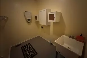 1965 Augusta Dr SE, Massillon, OH 44646 - Photo 18