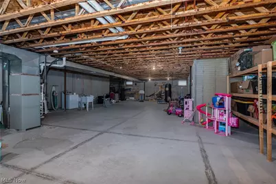 407 31st Street SW, Barberton, OH 44203 - Photo 20