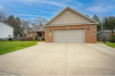 407 31st Street SW, Barberton, OH 44203 - Photo 28