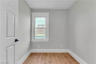 1330 W 67th St, Loveland, OH 44102 - Photo 32