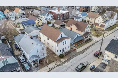 1330 W 67th Street, Loveland, OH 44102 - Photo 2