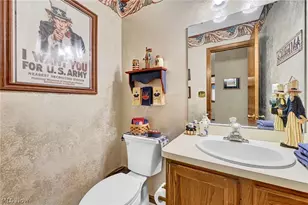 15888 Inglewood Dr, Strongsville, OH 44136 - Photo 18