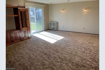 37818 Lake Shore Boulevard, Eastlake, OH 44095 - Photo 8