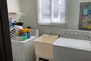 37818 Lakeshore Blvd, Eastlake, OH 44095 - Photo 20