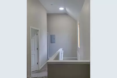 2663 W 28th Place, Loveland, OH 44113 - Photo 18