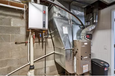 1881 Nichols Road, Akron, OH 44312 - Photo 22