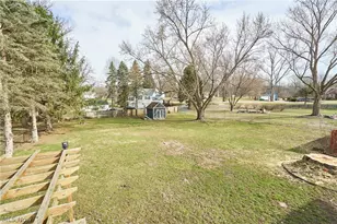 1881 Nichols Rd, Akron, OH 44312 - Photo 24