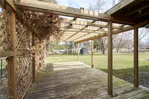 1881 Nichols Rd, Akron, OH 44312 - Photo 28