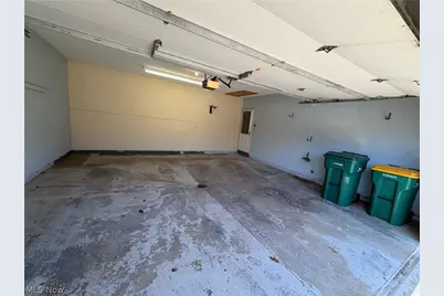 5860 N Crossview Road, Green Hills, OH 44131 - Photo 26