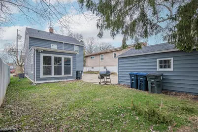 1121 Woodward Avenue, Akron, OH 44310 - Photo 28