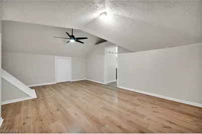 20801 Morris Avenue, Euclid, OH 44123 - Photo 24