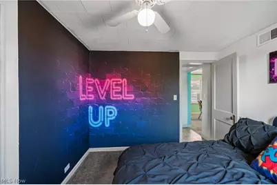 9519 Preston Avenue #UP, Loveland, OH 44102 - Photo 10