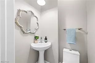 1354 Edwards Ave, Oakwood, OH 44107 - Photo 14