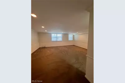 19901 Van Aken Boulevard W #7, Huber Heights, OH 44122 - Photo 12