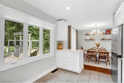 11586 Pleasant Ridge Place, Strongsville, OH 44136 - Photo 14