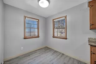 2463 Derbyshire Rd, Cleveland Heights, OH 44106 - Photo 20