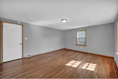 2463 Derbyshire Road, Cleveland Heights, OH 44106 - Photo 28
