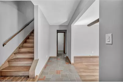 2463 Derbyshire Road, Cleveland Heights, OH 44106 - Photo 22