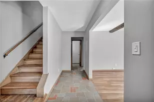 2463 Derbyshire Rd, Cleveland Heights, OH 44106 - Photo 22