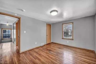 2463 Derbyshire Road, Cleveland Heights, OH 44106 - Photo 34