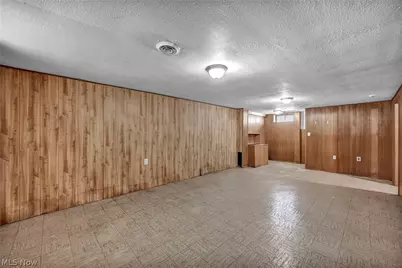 2463 Derbyshire Road, Cleveland Heights, OH 44106 - Photo 38