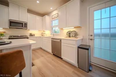 1129 Bean Lane, Akron, OH 44313 - Photo 4