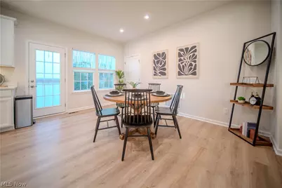 1129 Bean Lane, Akron, OH 44313 - Photo 8