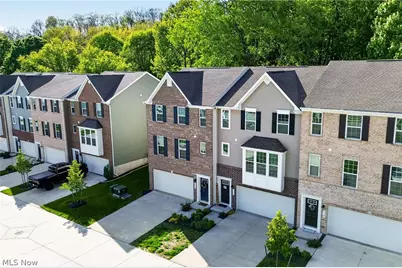 1129 Bean Lane, Akron, OH 44313 - Photo 2