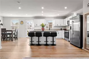 218 Leather Leaf Dr, Elyria, OH 44035 - Photo 8