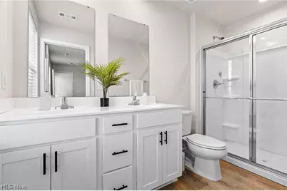 218 Leather Leaf Drive, Elyria, OH 44035 - Photo 24