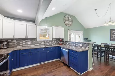 110 Wilshire Court, Elyria, OH 44035 - Photo 14