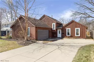 110 Wilshire Ct, Elyria, OH 44035 - Photo 6