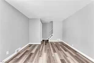 16210 Judson Dr, Loveland, OH 44128 - Photo 8