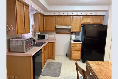 5450 Erie Avenue NW, Canal Fulton, OH 44614 - Photo 6