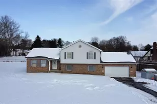 5450 Erie Ave NW, Canal Fulton, OH 44614 - Photo 1