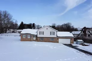 5450 Erie Ave NW, Canal Fulton, OH 44614 - Photo 2