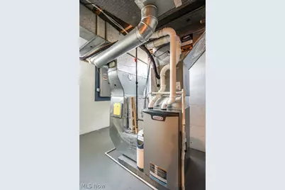 3917 Crestwood Street NW, Canton, OH 44708 - Photo 42