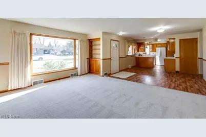 3917 Crestwood Street NW, Canton, OH 44708 - Photo 8