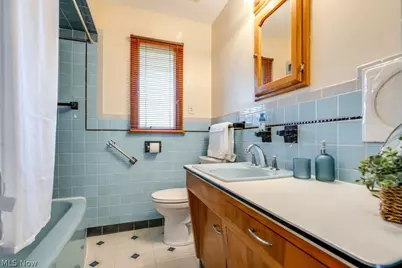 3917 Crestwood Street NW, Canton, OH 44708 - Photo 18