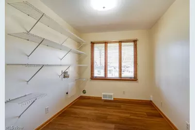 3917 Crestwood Street NW, Canton, OH 44708 - Photo 20