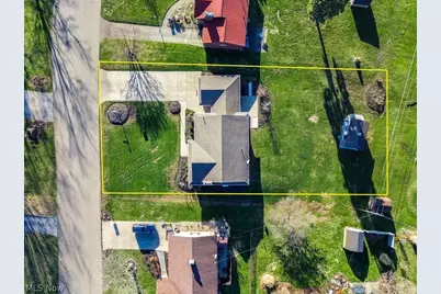 3917 Crestwood Street NW, Canton, OH 44708 - Photo 46