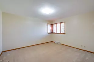 3917 Crestwood St NW, Canton, OH 44708 - Photo 14