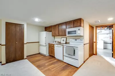 3917 Crestwood Street NW, Canton, OH 44708 - Photo 28