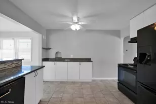 434 Acacia Dr, Willowick, OH 44095 - Photo 12