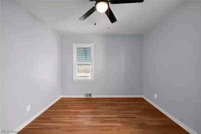 434 Acacia Drive, Willowick, OH 44095 - Photo 16