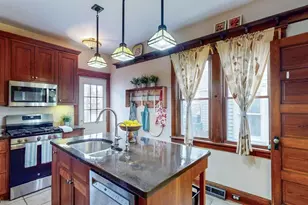 2190 Grandview Ave, Cleveland Heights, OH 44106 - Photo 16