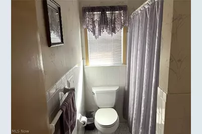 12416 Eastwood Boulevard, Garfield Heights, OH 44125 - Photo 16